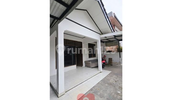 Rumah Sewa 2 Lantai di Rawamangun, Jakarta Timur 2