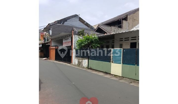 Rumah di Jl Bangka, Mampang Prapatan, Jakarta Selatan