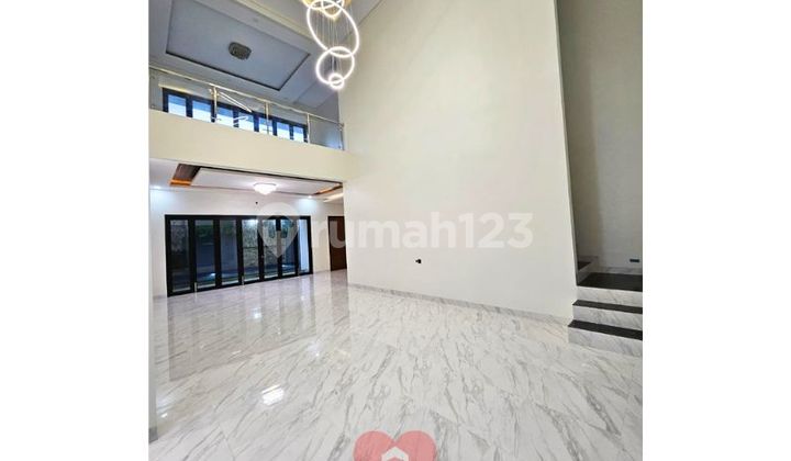 Rumah Bagus di Komp Griya Mandiri Kebayoran Baru, Jakarta 2
