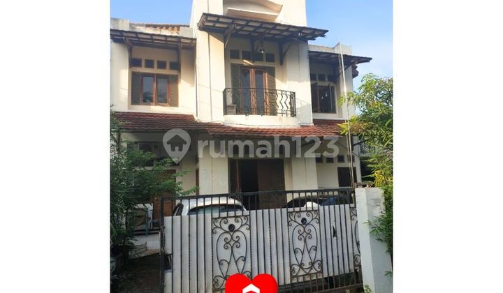 The house has a Roof Garden in Jati Padang, South Jakarta.
