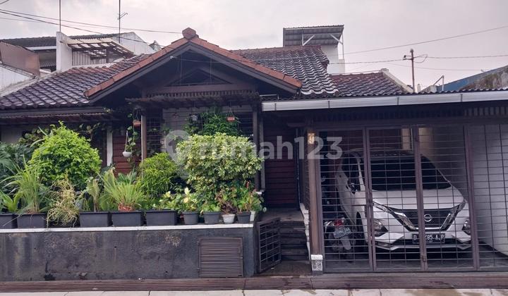 Dijual Rumah 2 lantai Terawat di Jalan Golf Arcamanik Bandung