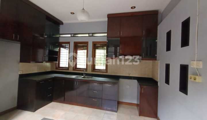 Jual Cepat Rumah Siap Huni di Setraduta, Bandung Utara