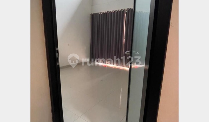 Modern 2-Story House in Gunung Batu, Easy Access to City Center and Pasteur Toll Road. 2