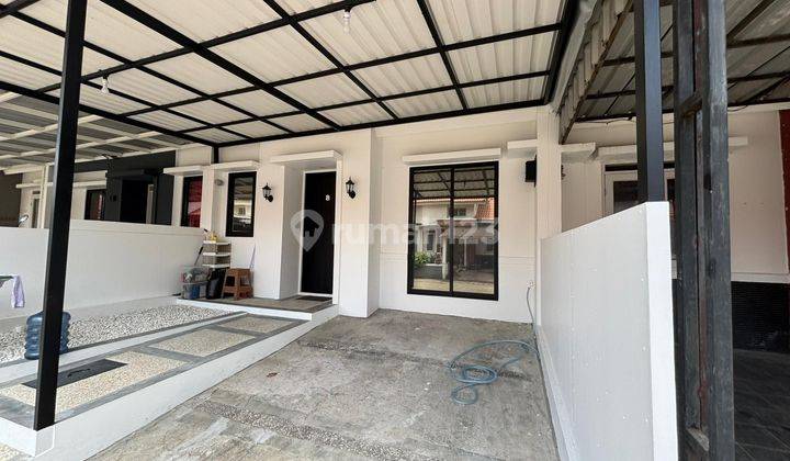 Rumah Sudah Renovasi SHM , Kota Baru Parahyangan Bandung 1