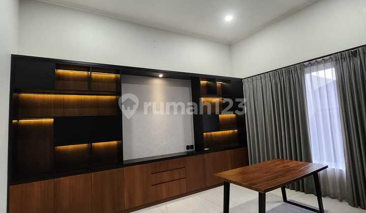 Investasi Menarik !! Rumah Mewah Batununggal Molek Kota Bandung