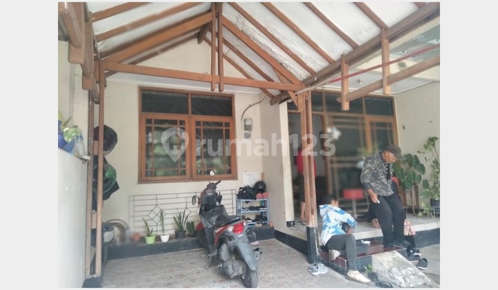 Dijual Rumah Ujungberung Bandung Timur - 5 menit ke Alun-alun Ujungberung Dijual Rumah Ujungberung Bandung Timur - 5 menit ke Alun-alun Ujungberung