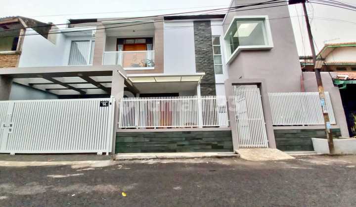 Dijual Rumah Margahayu Lux Menarik Strategis dan Nyaman di Tengah Kota Bandung