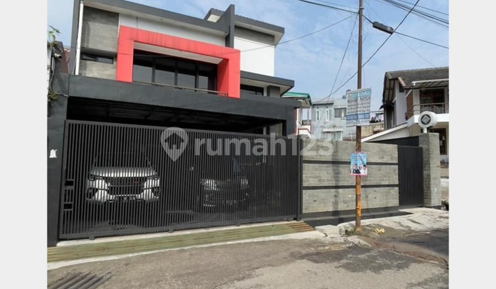 Rumah 2 Lantai Modern di Gunung Batu, Akses Mudah ke Pusat Kota dan Tol Pasteur