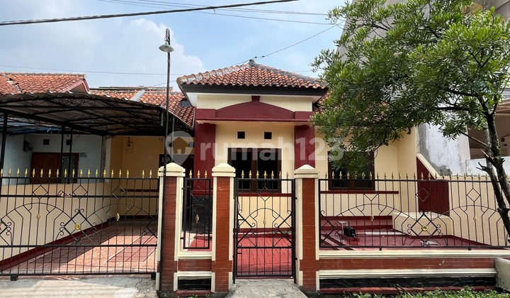 Dijual Rumah Bagus Strategis Dalam Komplek Bandung Selatan Dijual Rumah Bagus Strategis Dalam Komplek Bandung Selatan