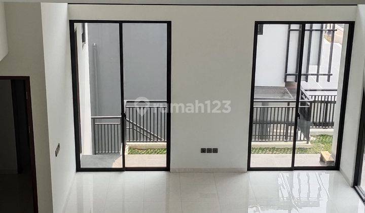 Rumah 3 Lantai Baru Scandinavian di Komplek Pondok Hijau , Bandung 2