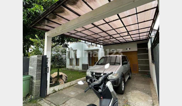 Rumah Modern Luas Dekat Pintu Tol Buah Batu Bandung 2