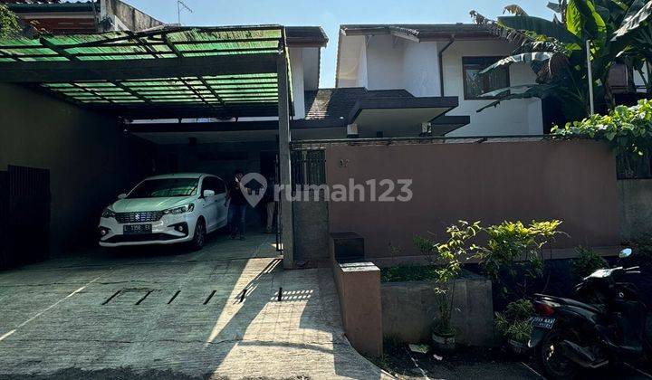 Hot Sale Rumah Bagus Cigadung, Sayap Dago Kota Bandung  1