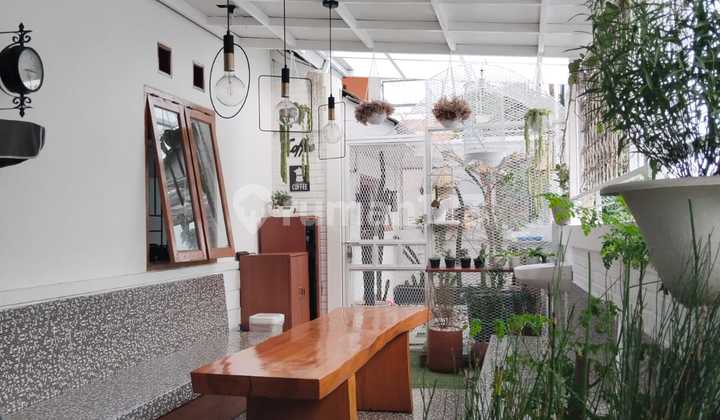 Rumah Sindanglaya Bandung Timur - Minimalis Semi Furnish Terdapat Kolam Renang