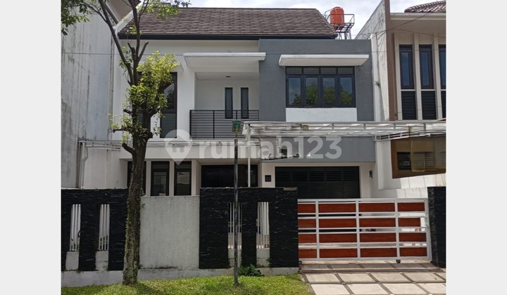 Rumah Modern Terawat Batununggal Kota Bandung - Akses Strategis Rumah Modern Terawat Batununggal Kota Bandung - Akses Strategis