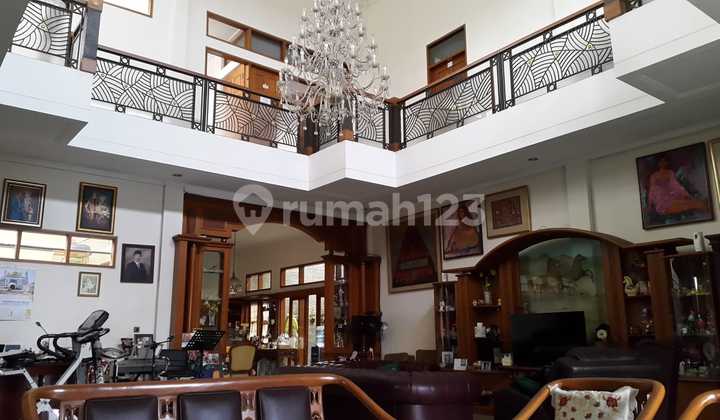 LUX!!! Rumah Dago Kota Bandung - Area Kampus & 5 menit ke Gedung Sate 2