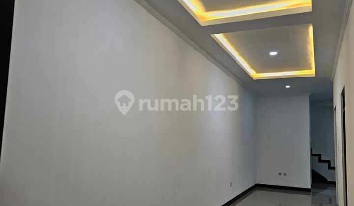 East Bandung House, Panyileukan, Main Access Soekarno Hatta Road 2