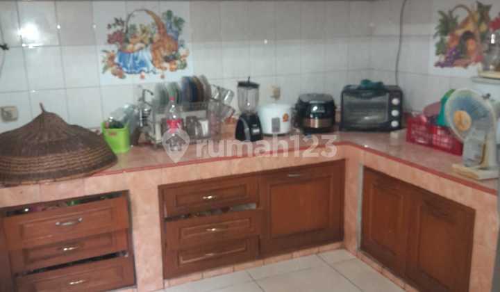 For Sale: A Comfortable House in a Strategic Ujung Berung Complex 2