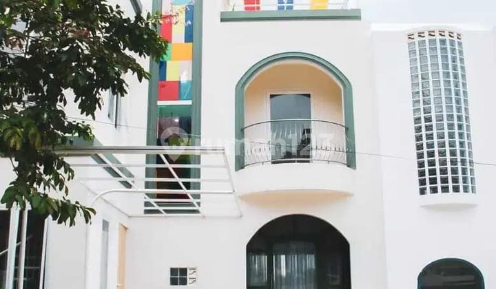 Ada swimming pool Rumah Villa Dago resort Bandung Ada swimming pool Rumah Villa Dago resort Bandung