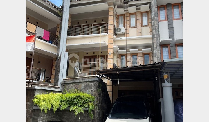 For Rent Cisitu Town House - Access Near Dago City Bandung