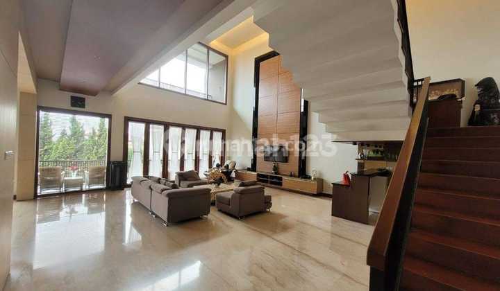RUMAH LUX KOMPLEK ELIT BANDUNG UTARA SETRADUTA 2