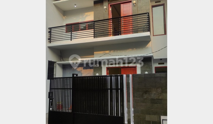Rumah Modern Ujung Berung Bandung - 5 menit ke Alun-alun dan Rumah Sakit Rumah Modern Ujung Berung Bandung - 5 menit ke Alun-alun dan Rumah Sakit