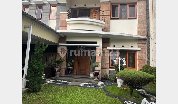Dijual Rumah Mekarwangi Kota Bandung Sangat Terawat - Lingkungan Tenang dan Elit 