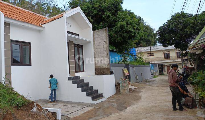 Rumah Modern Lingkungan Padat Penduduk 2