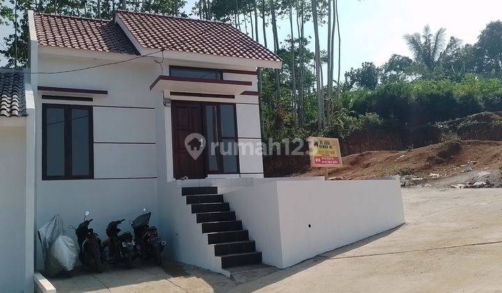 Rumah  siap huni di lingkungan asri 2