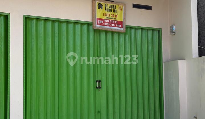 Strategic Shophouse Near Housing Estate Entrance 2