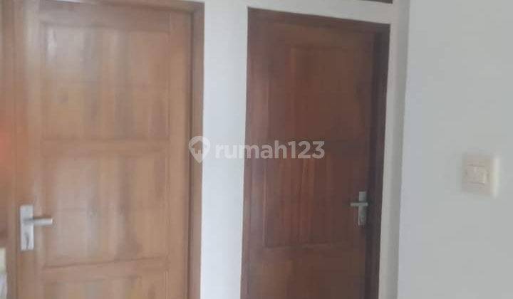 Rumah Minimalis Modern Pinggir Jalan  2