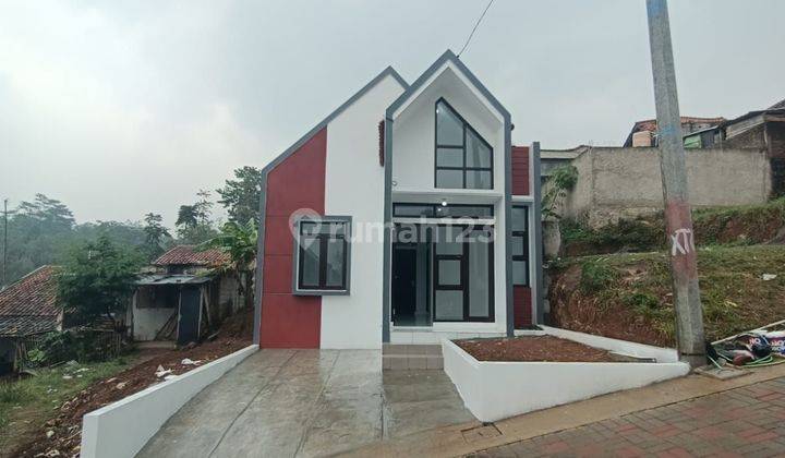 Di Jual Rumah Modern Scandinavian Dekat Griya Cinunuk 1