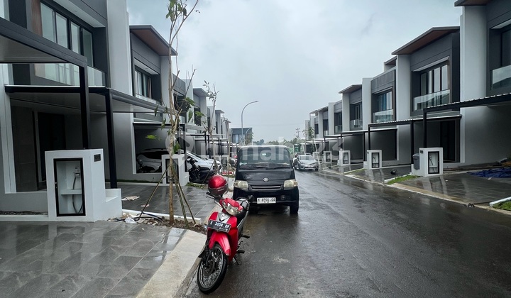 Disewakan Rumah Baru Gress Citragrand Semarang-4Kamar Tidur 3Lantai-Bebas Banjirr Lingkungan Aman Elite 2