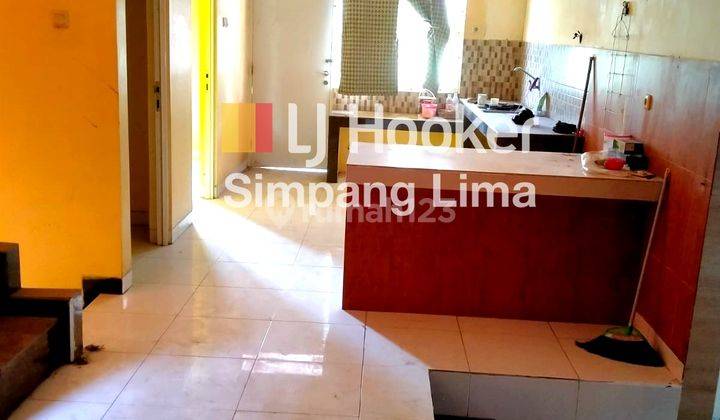 Rumah Dijual Dengan 5 Kamar Tidur di Tembalang, Semarang 11.493 nic  1