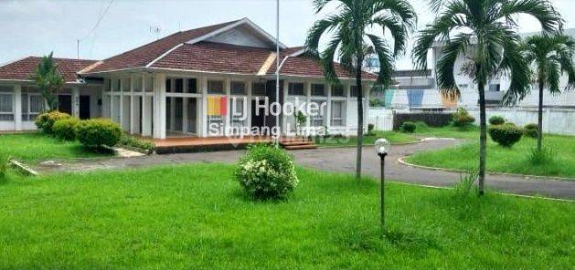 Rumah Strategis Siap Pakai Dijual Di Jalan Utama Setiabudi Banyumanik Semarang 11.717 aud  1