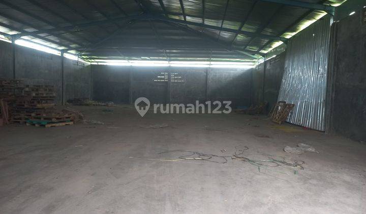 	Gudang disewakan siap pakai dekat kampus USM di Muktiharjo Raya, Pedurungan, Semarang timur (11.959-LIS) 1