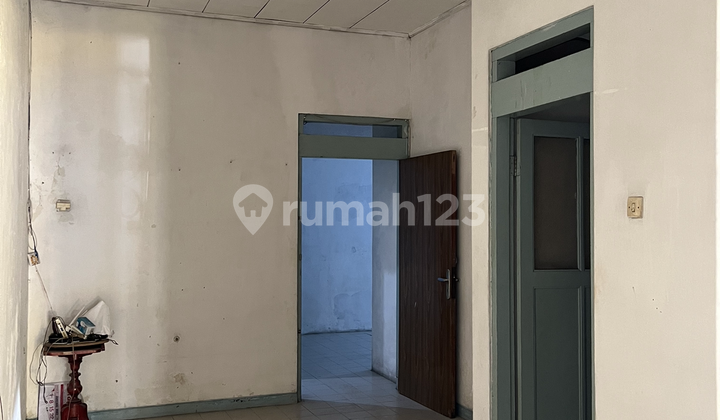 Dijual Rumah Tengah Kota Siap Pakai..Letak Strategis Bebass Banjir...Aman.. Good Invest 2