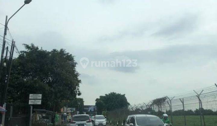 Pom Bensin di jalan raya di Tangsel 5