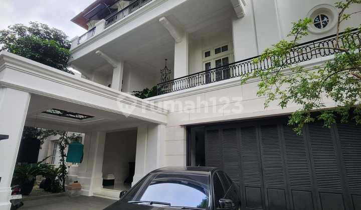 Rumah Mewah di Mega Kuningan Jaksel Rumah Mewah di Mega Kuningan Jaksel