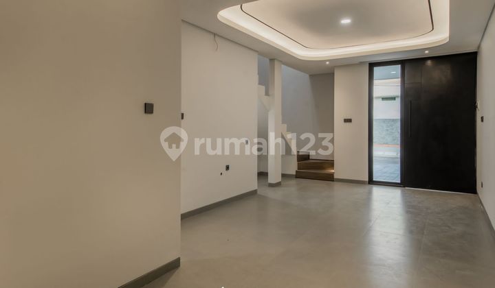 Ya02 Jual Rumah Baru Dharmahusada Mas Dekat Kampus dan Pusat Perbelanjaan Harga Nego 2