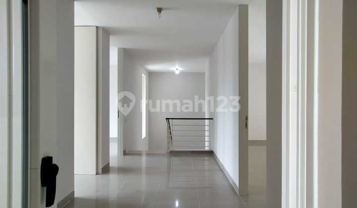 For sale: Ric.a116 House in Greenvile Area, Babatan Pantai, near Pakuwon City, currently rented. 2