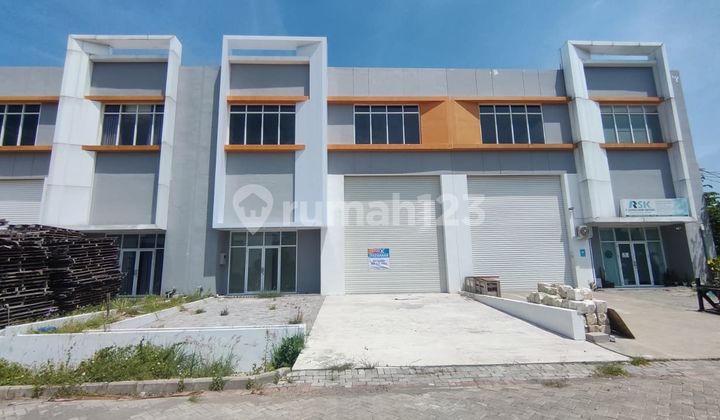Ric.a055 Warehouse for Rent in Akr Jippe Manyar Gresik Warehouse Complex, Ready to Occupy, Affordable.
