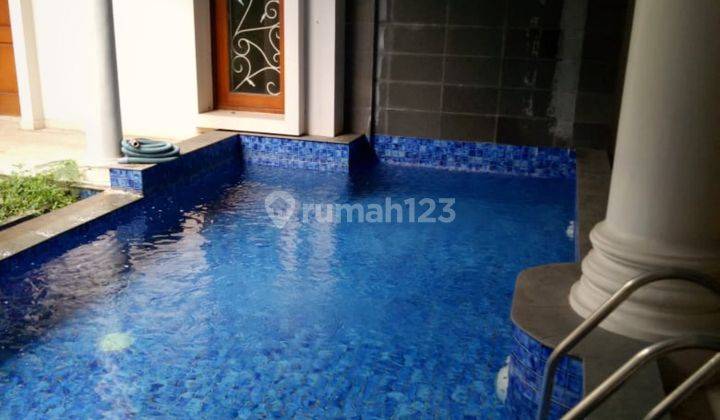 Rumah 2 Lantai Taman Radio Bagus Semi Furnished Kebayoran SHM  1