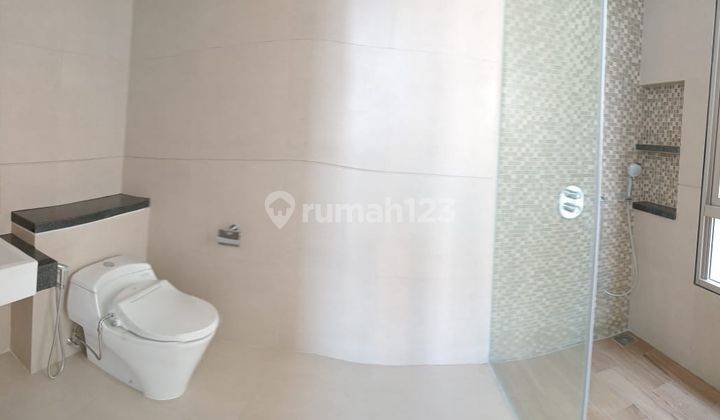 Rumah Cluster Mozart 3 Lantai Ada Lift Bagus View Golf 4 Kamar 2