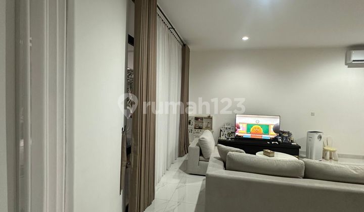 Nice House Permata Hijau 8x20 Furnished