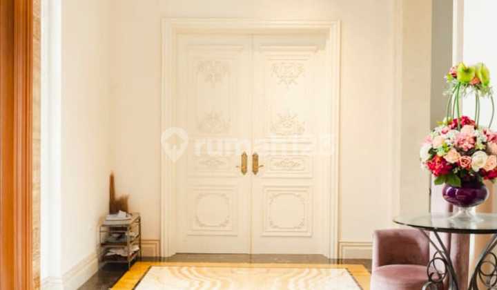 Rumah Mewah Full Marmer Strategis