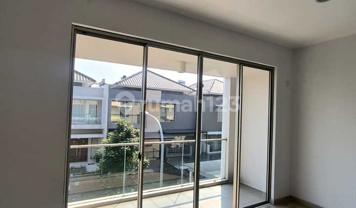 Rumah bagus 12x20 Lokasi Super Prime 