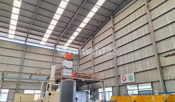Good Warehouse 2000 m2 Cikampek, Karawang