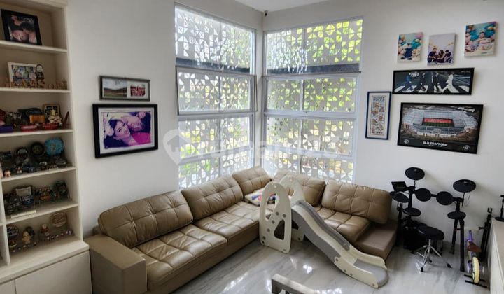 Beautiful Ready-to-Live Furnished House in BGM Beautiful Ready-to-Live Furnished House in BGM