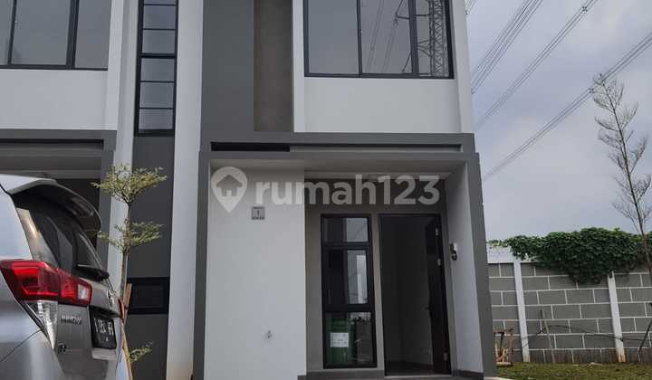 Metland Oxalis 2-Story House, 5x10m2 Land, West Jakarta Metland Oxalis 2-Story House, 5x10m2 Land, West Jakarta