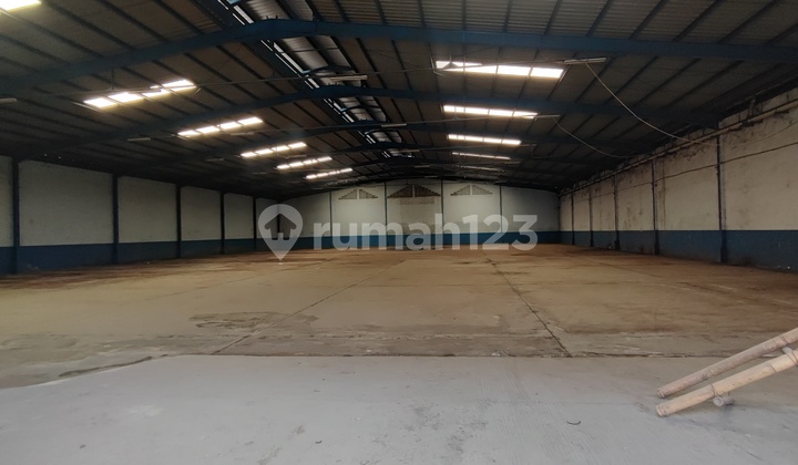 Gudang Pantai Indah Dadap Luas 2.400m2 Masuk Kontener 40fett Tangerang 